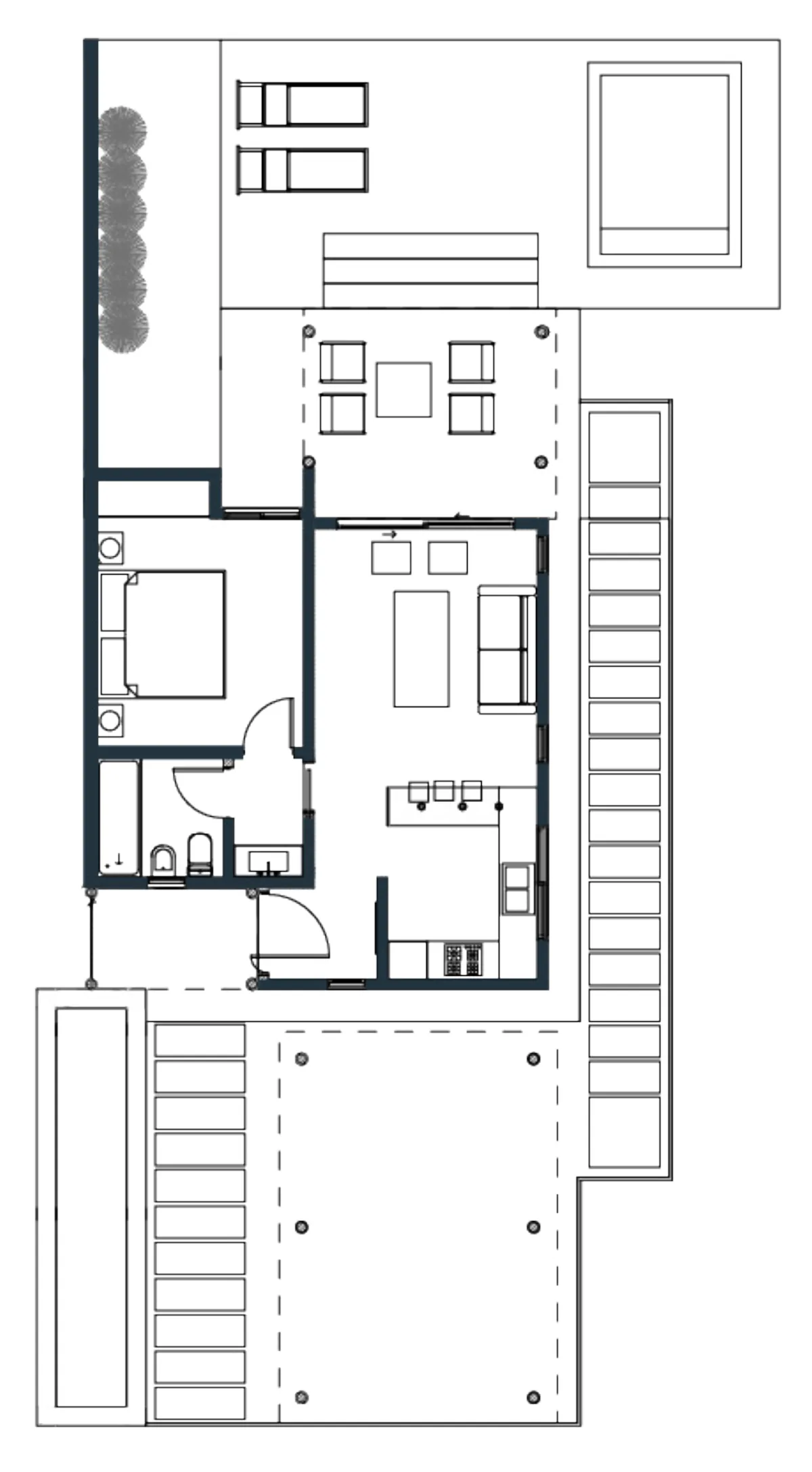 Planta de la Master Suite: dormitorio, baño, hall, cocina y estar, galería con mesa, solárium con reposeras, espejo de agua y cochera